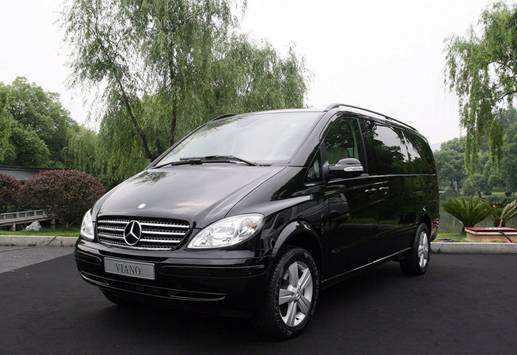 奔驰唯雅诺图片1